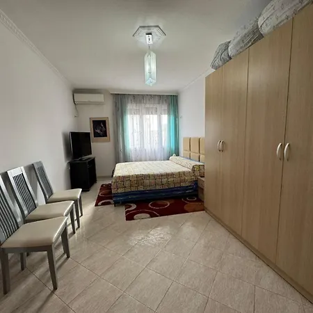 Appartamento Hora Square 21