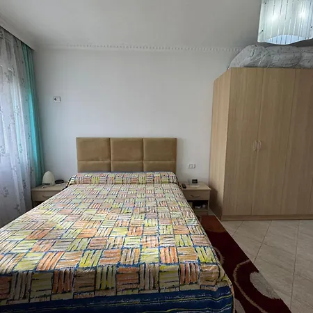 Hora Square 21 Apartamento