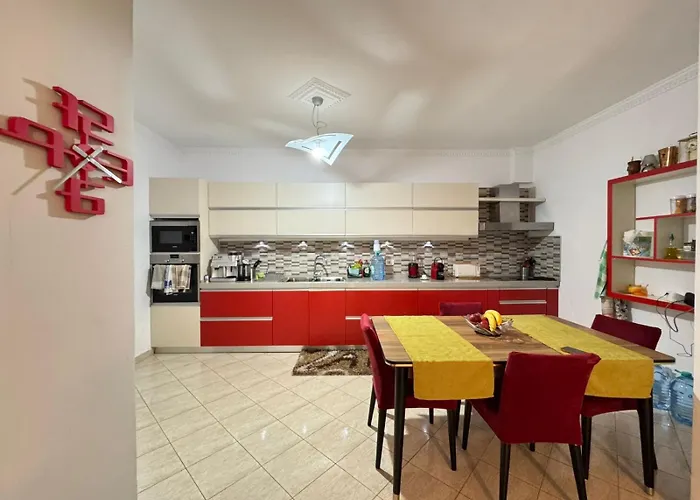 Hora Square 21 * Tirana